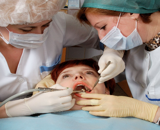 Important Tips to Consider When Choosing a Dentist Near Mesa, AZ