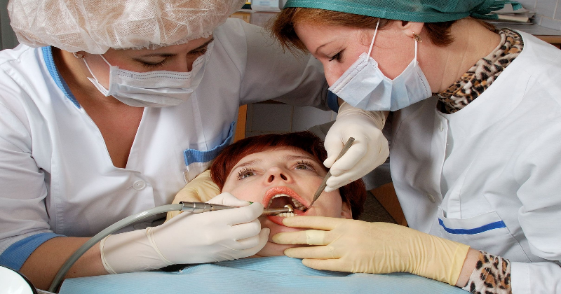 Important Tips to Consider When Choosing a Dentist Near Mesa, AZ